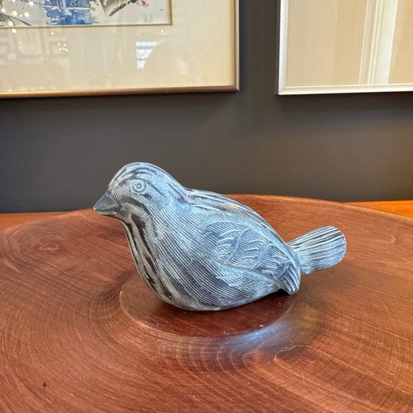 Inuit Soapstone Bird Sculpture, First Nations Art, hand carved Stone Bird - Picture 2 of 14